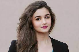 Alia Bhatt Biography, Age, Height, Model and Boyfriend