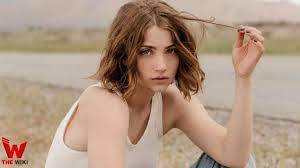 Emily Rudd Net Worth