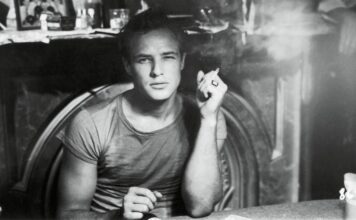 Marlon Brando Biography